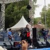 Band Kotak Guncang Kuningan di Puncak Hari Jadi ke-527, Bupati Dian Ikut Nyanyi di Panggung
