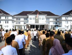 Bupati Kuningan Lepas Kontingen ke Porsenitas Indramayu dan Pornas KORPRI Palembang